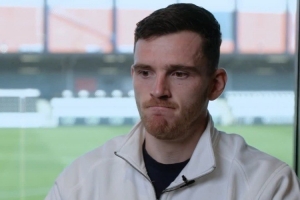 罗伯逊：接替克洛普绝非易事，但斯洛特的执教表现令人难以置信