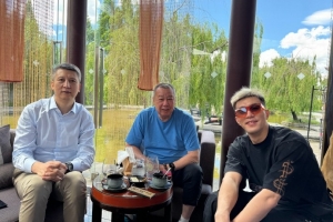 开云-郭艾伦晒与郭士强&amp;吴庆龙合影：三代辽宁篮球人 祝大家高考告捷