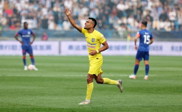 开云-【中超】罗萨破门于汉超扳平 津门虎1比1上海申花