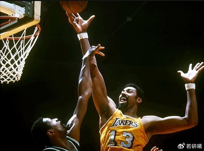 杜兰特：我最高纪录2593分，乔丹：我3041分，他：麻烦让一让|凯文·杜兰特|科比·布莱恩特|张伯伦|科比-布莱恩特|威尔特-张伯伦_新浪体育_新浪新闻