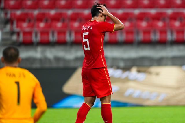 开云-【东亚杯】朱辰杰乌龙全场1射正 中国男足0比3韩国